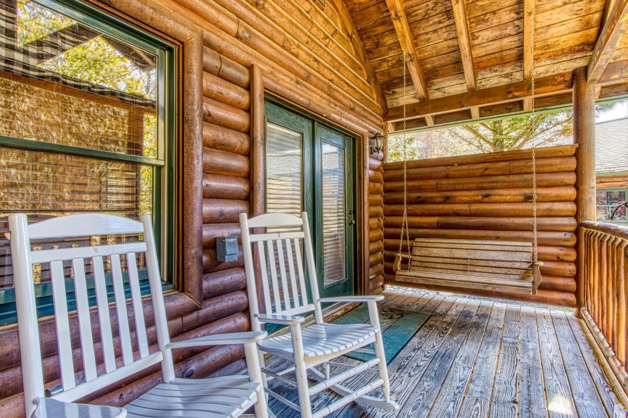 Dog Friendly, Romantic Mtn Getaway Hot Tub Pool Gatlinburg Exterior foto