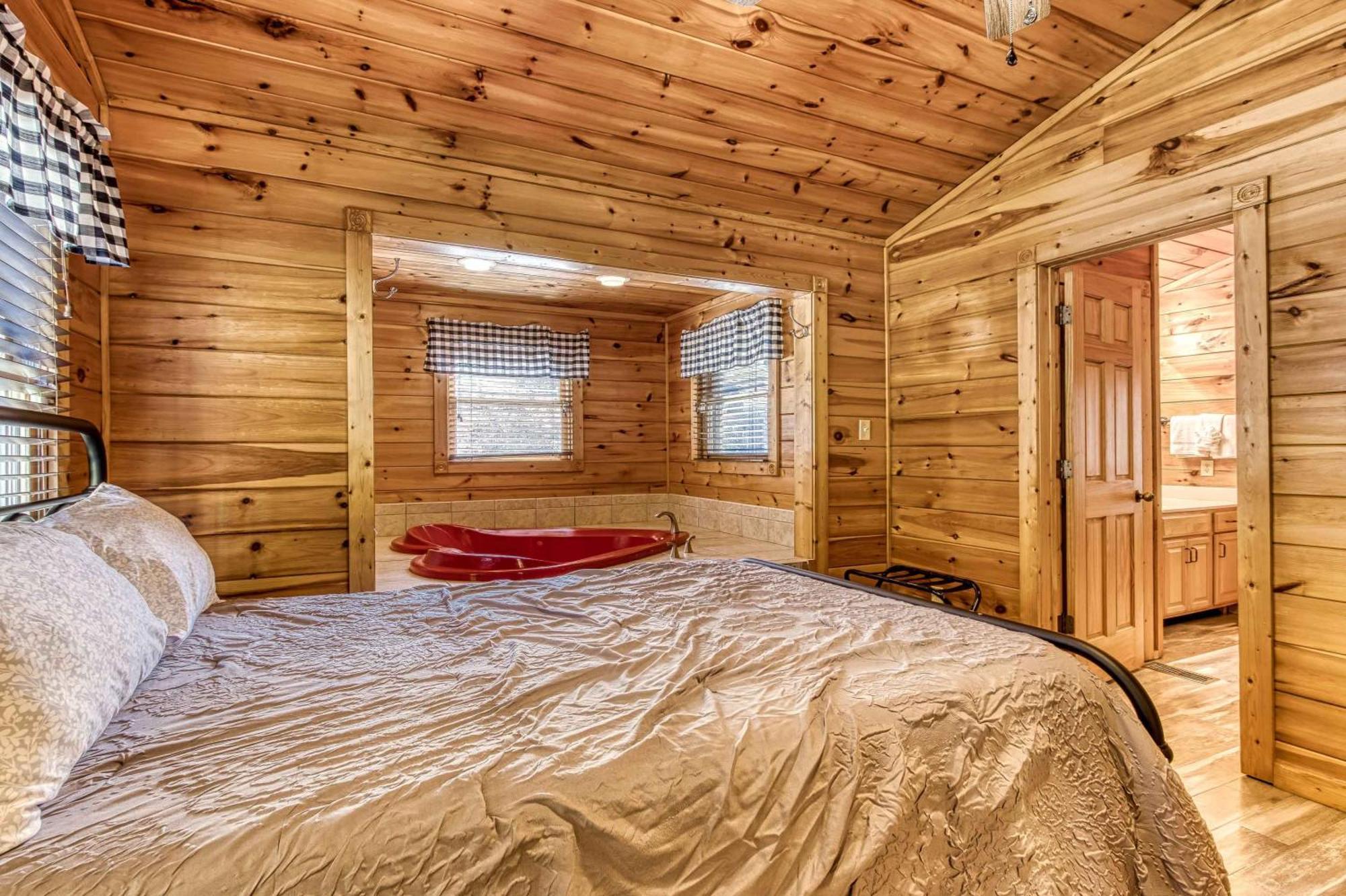 Dog Friendly, Romantic Mtn Getaway Hot Tub Pool Gatlinburg Exterior foto